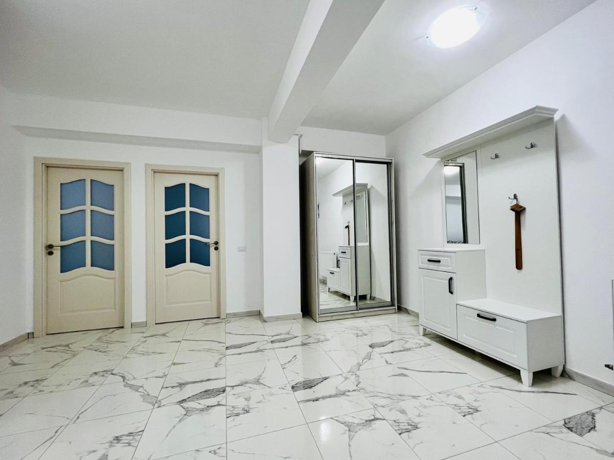 Altheda Living White House 29F-2 Apartamento Suceava Exterior foto