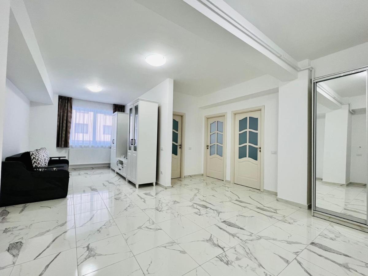 Altheda Living White House 29F-2 Apartamento Suceava Exterior foto